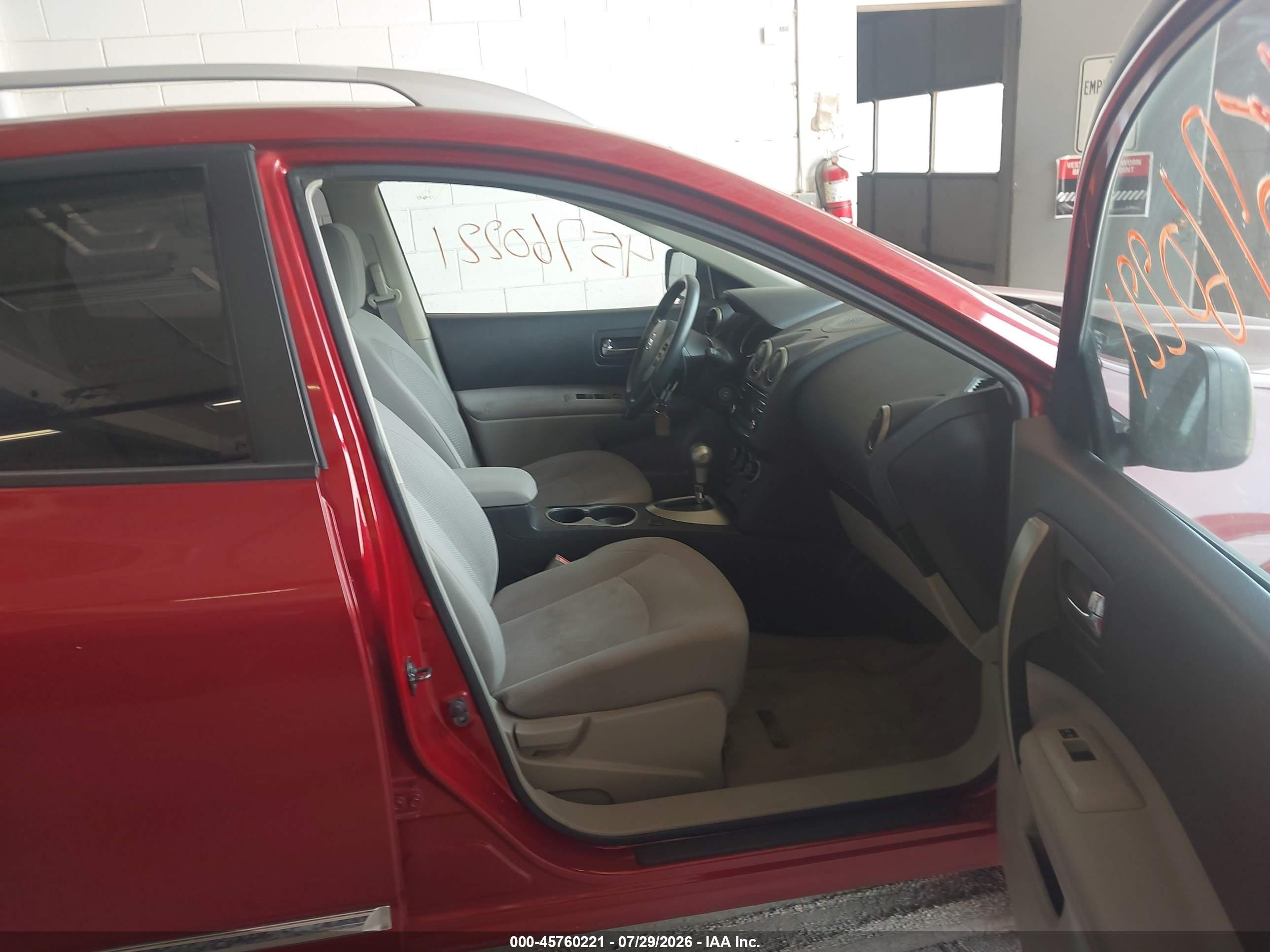 2015 Nissan Rogue Select S Red vin: JN8AS5MV0FW254738