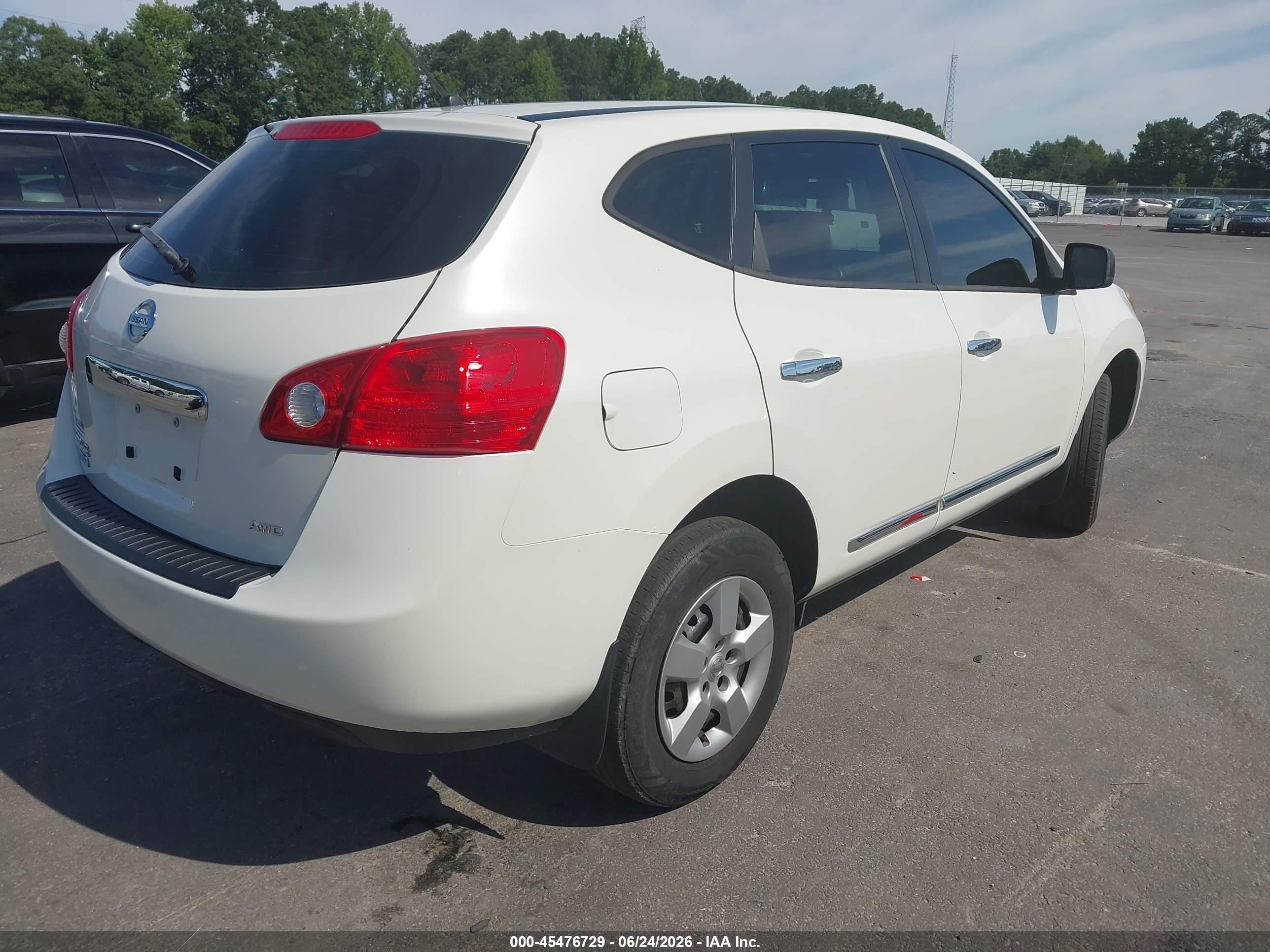 2015 Nissan Rogue Select S White vin: JN8AS5MV0FW258384