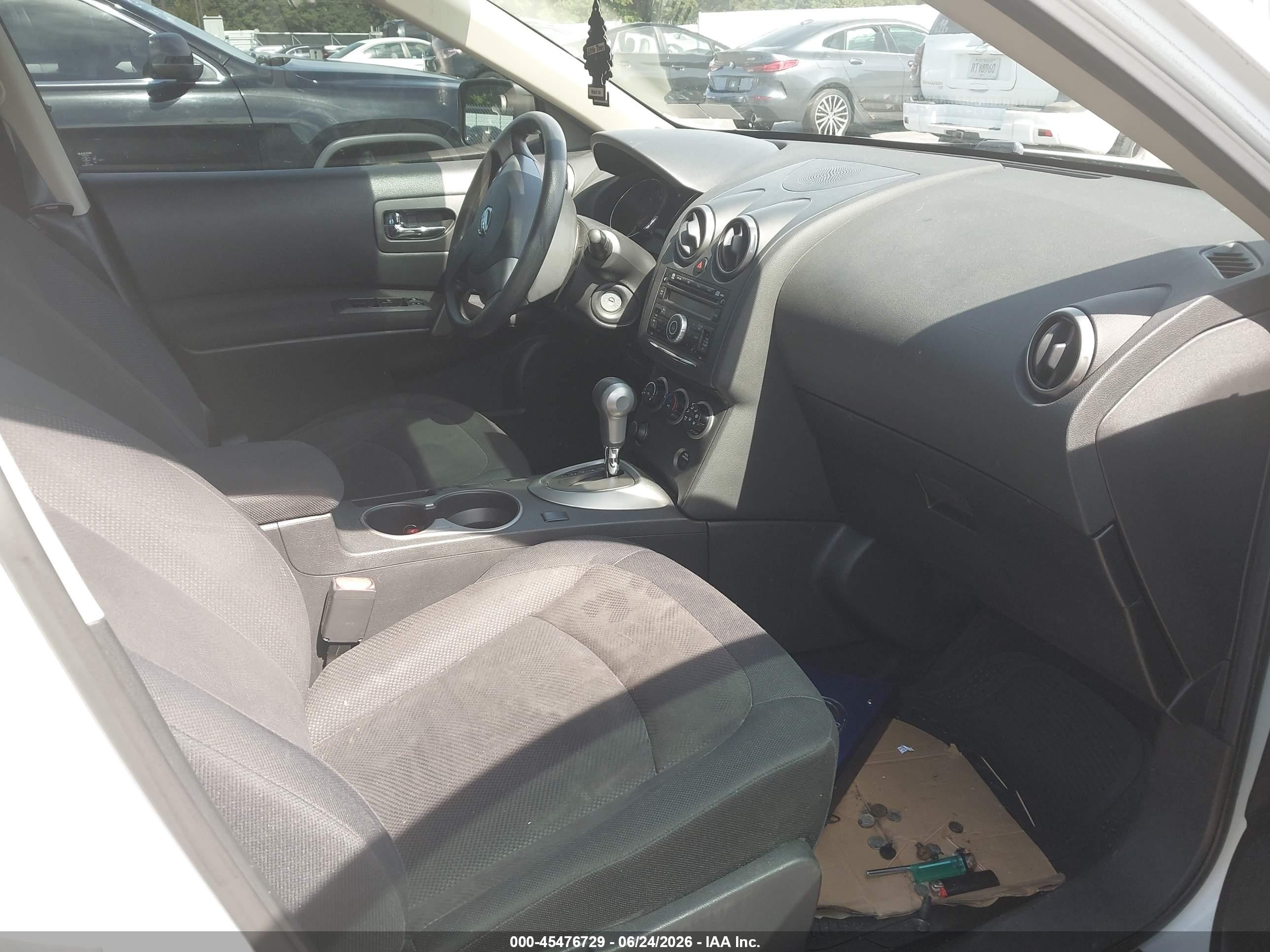 2015 Nissan Rogue Select S White vin: JN8AS5MV0FW258384