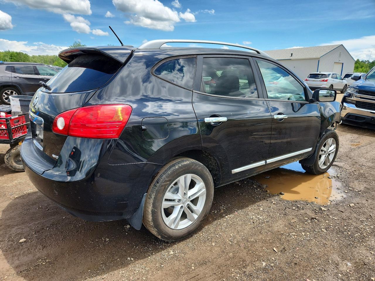 2015 Nissan Rogue Select S Черный vin: JN8AS5MV0FW756892