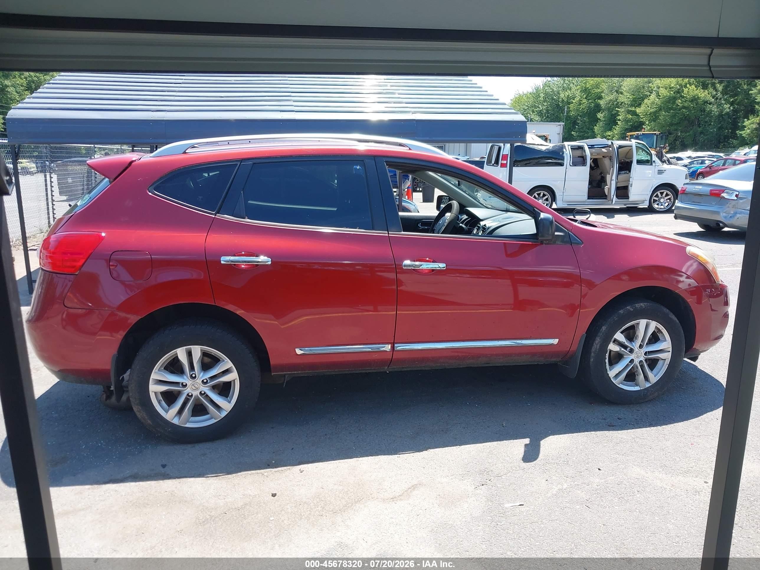 2015 Nissan Rogue Select S Red vin: JN8AS5MV0FW766502