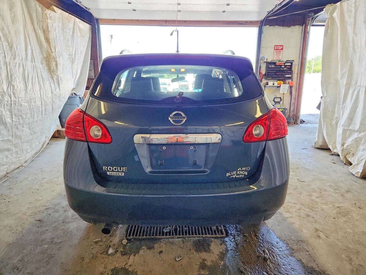 2015 Nissan Rogue Select S Серый vin: JN8AS5MV0FW768332