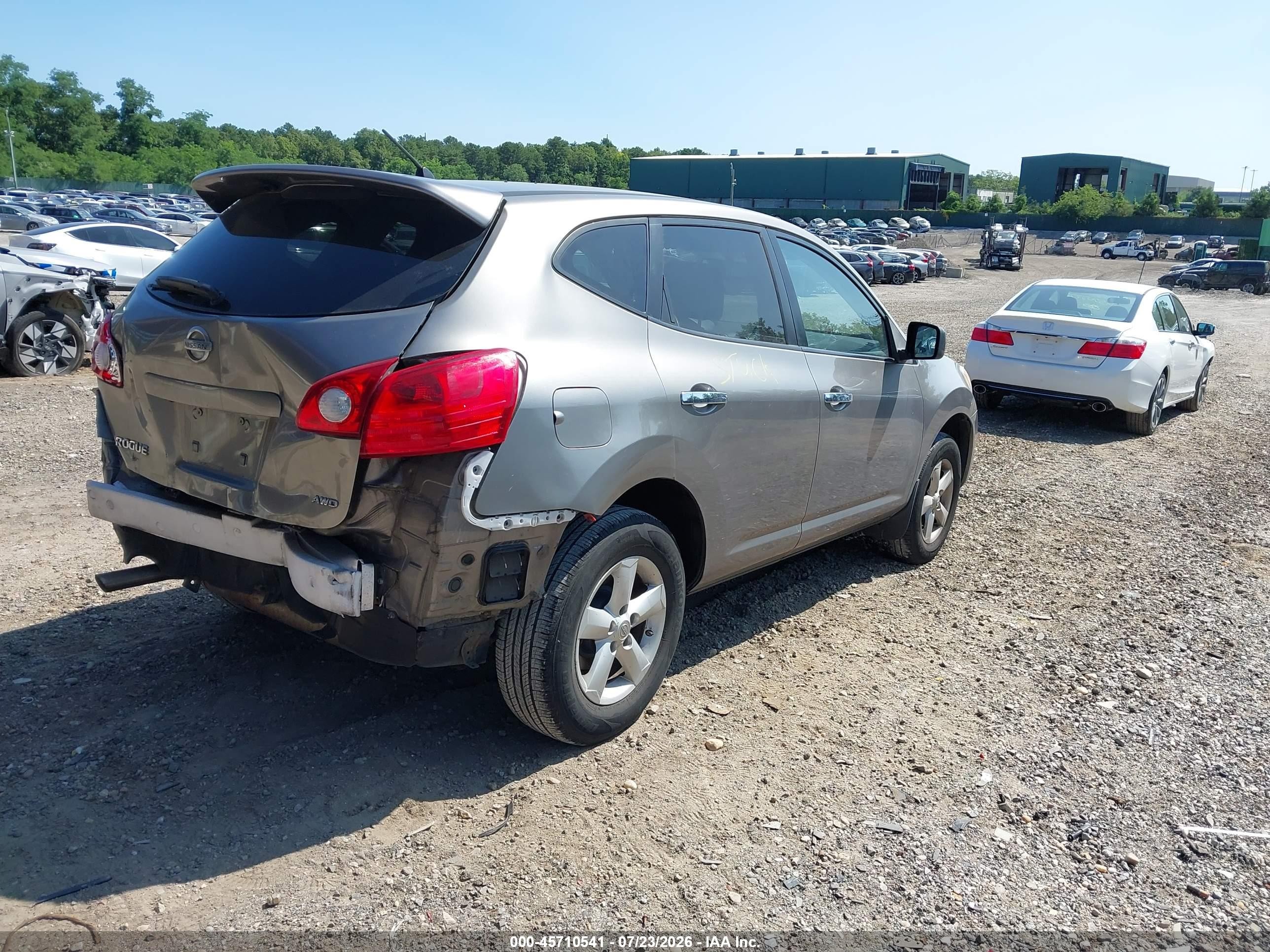 2010 Nissan Rogue S Beige vin: JN8AS5MV1AW103819
