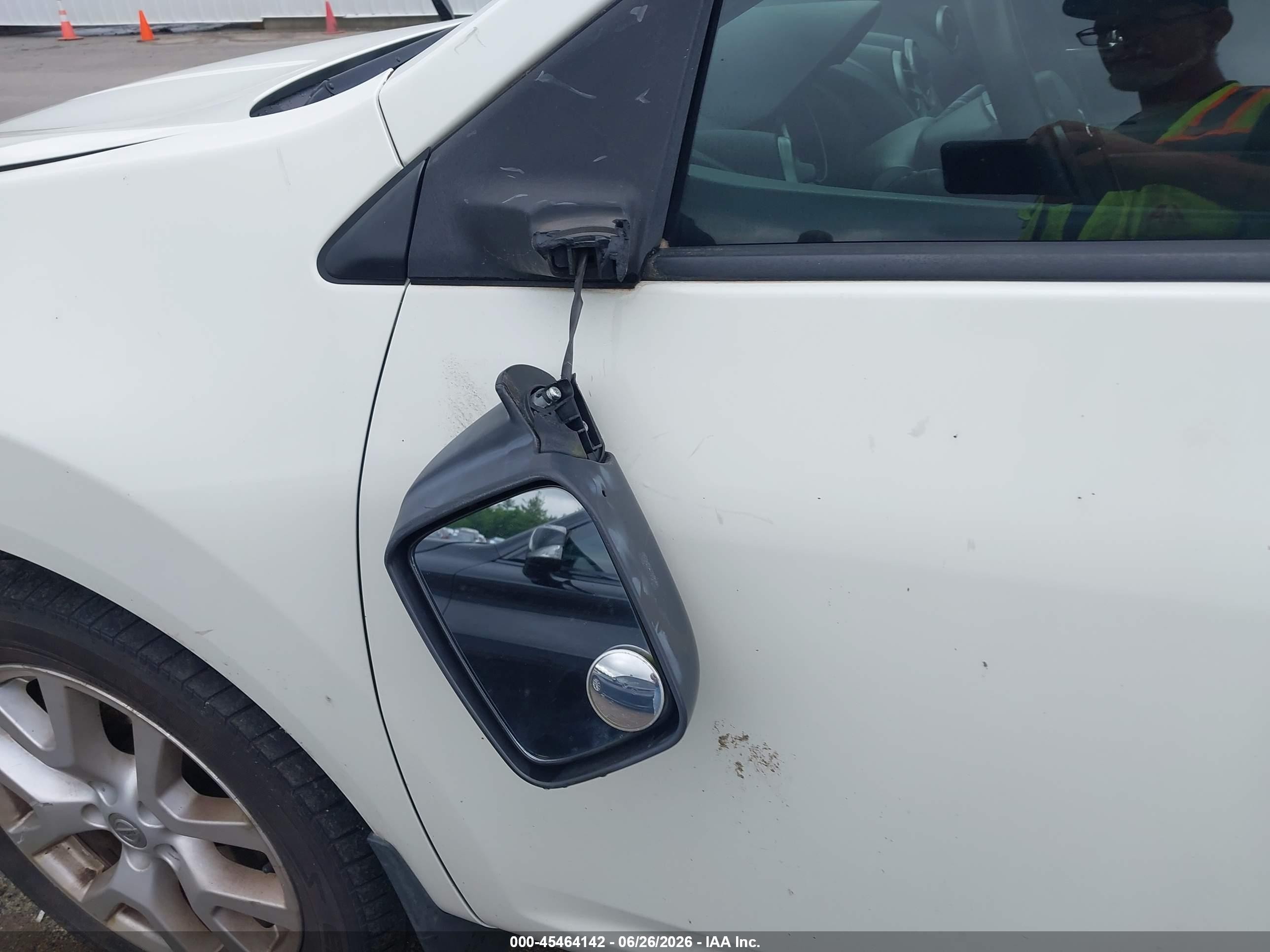 2010 Nissan Rogue S White vin: JN8AS5MV1AW107563