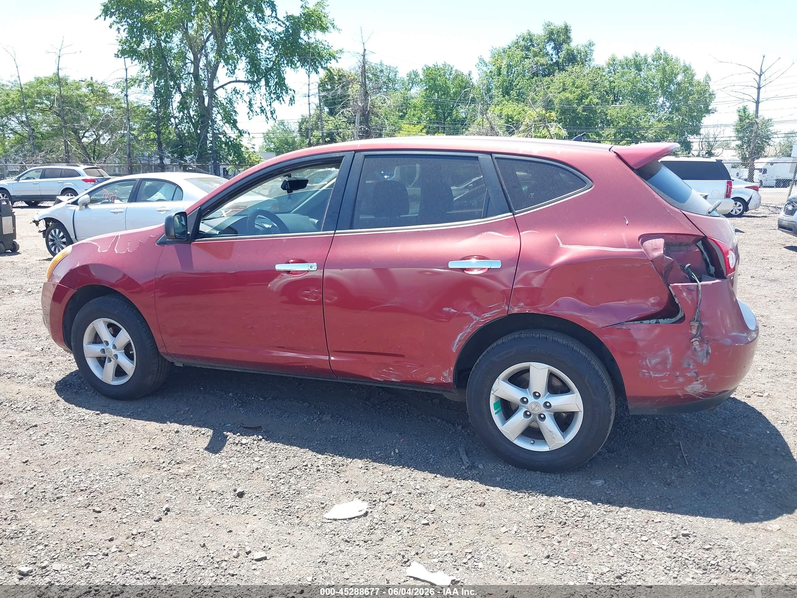 2010 Nissan Rogue S Red vin: JN8AS5MV1AW115310