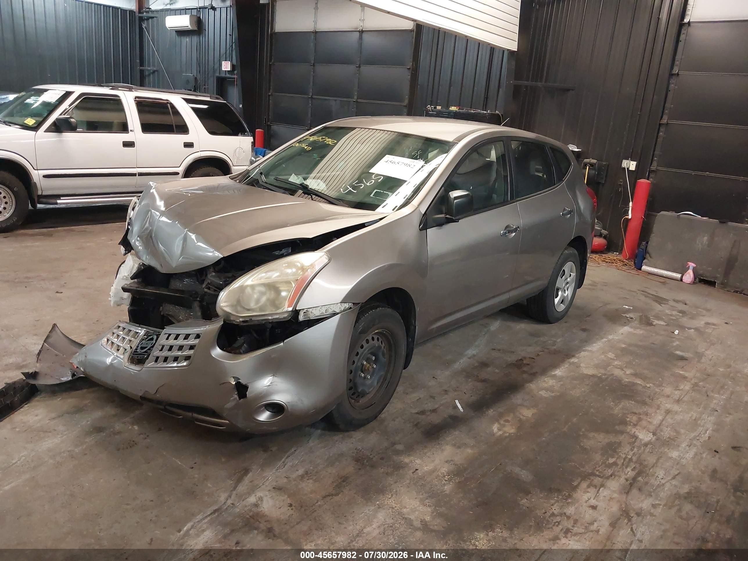 2010 Nissan Rogue S Beige vin: JN8AS5MV1AW130065