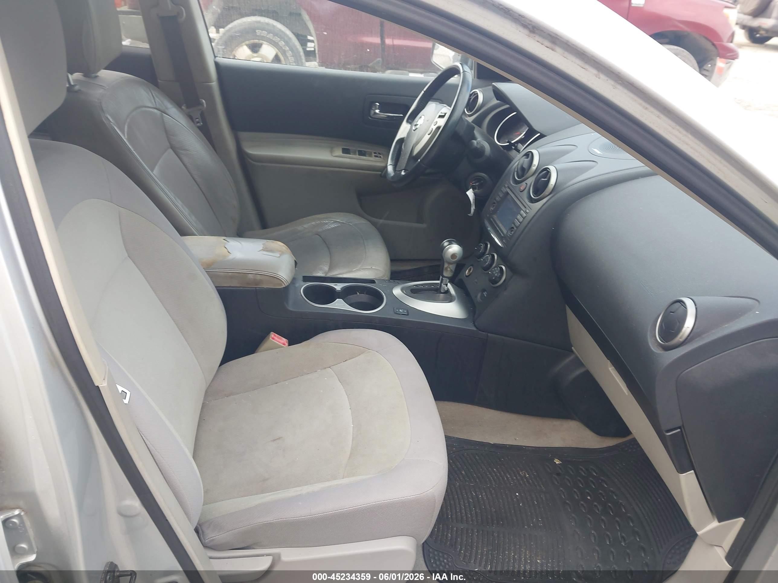 2011 Nissan Rogue Sv Серебряный vin: JN8AS5MV1BW269436