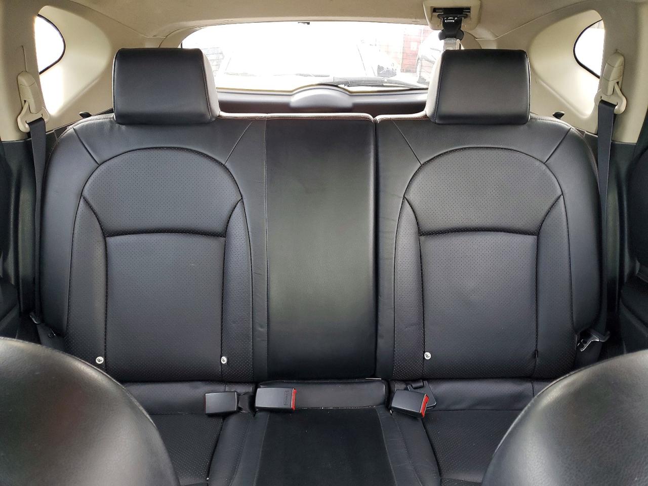 2011 Nissan Rogue S White vin: JN8AS5MV1BW299696