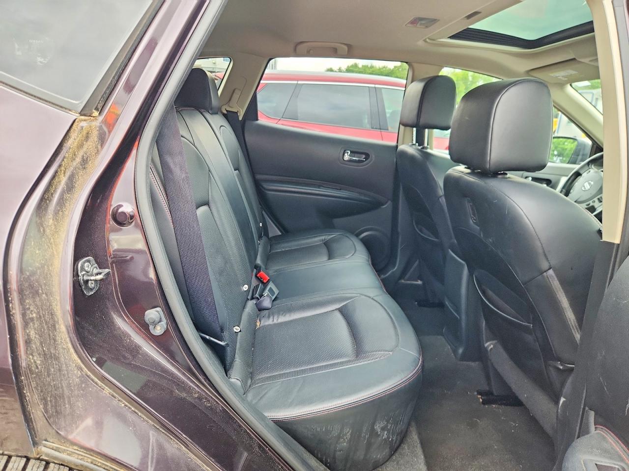 2011 Nissan Rogue S Черный vin: JN8AS5MV1BW301625