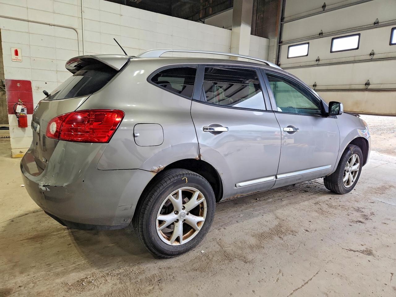 2011 Nissan Rogue S Burgundy vin: JN8AS5MV1BW677094