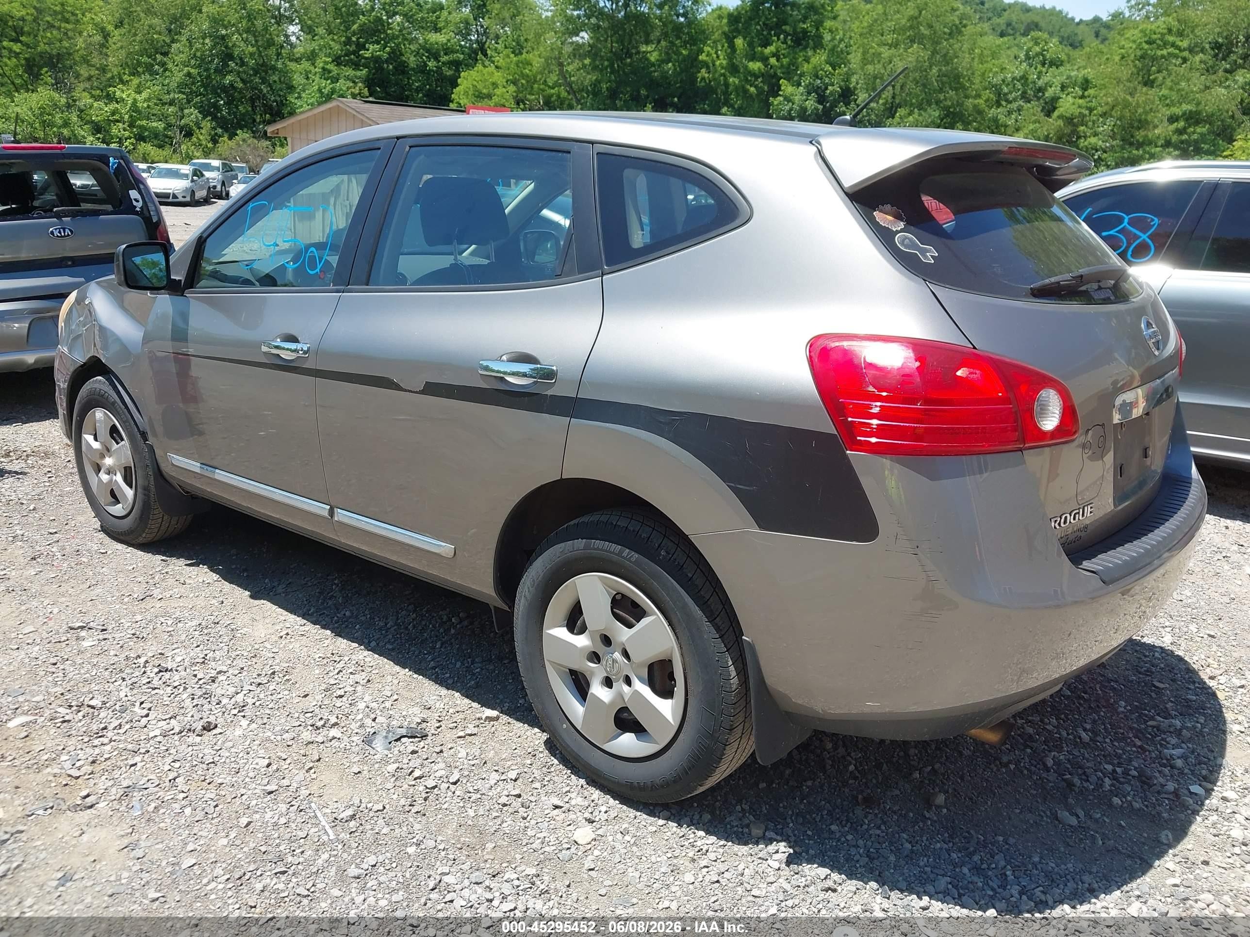 2011 Nissan Rogue S Gray vin: JN8AS5MV1BW689424