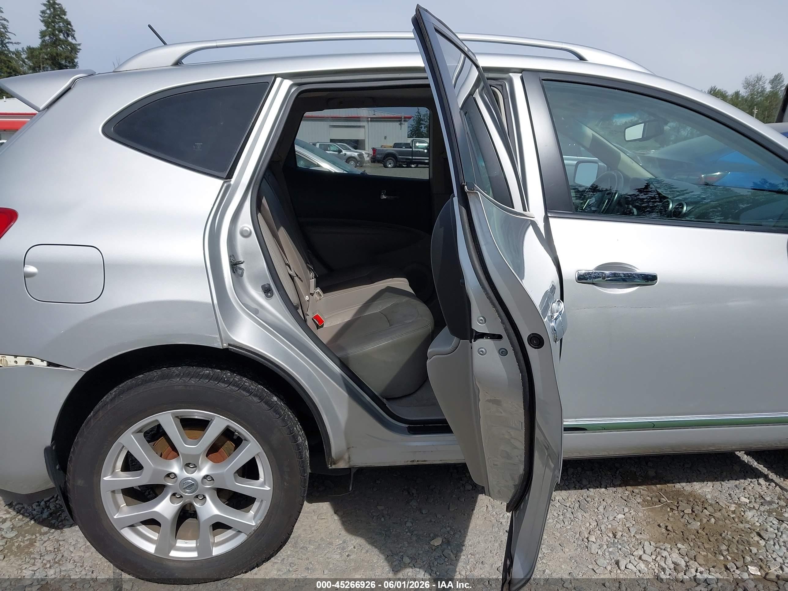 2011 Nissan Rogue Sv Silver vin: JN8AS5MV1BW690296