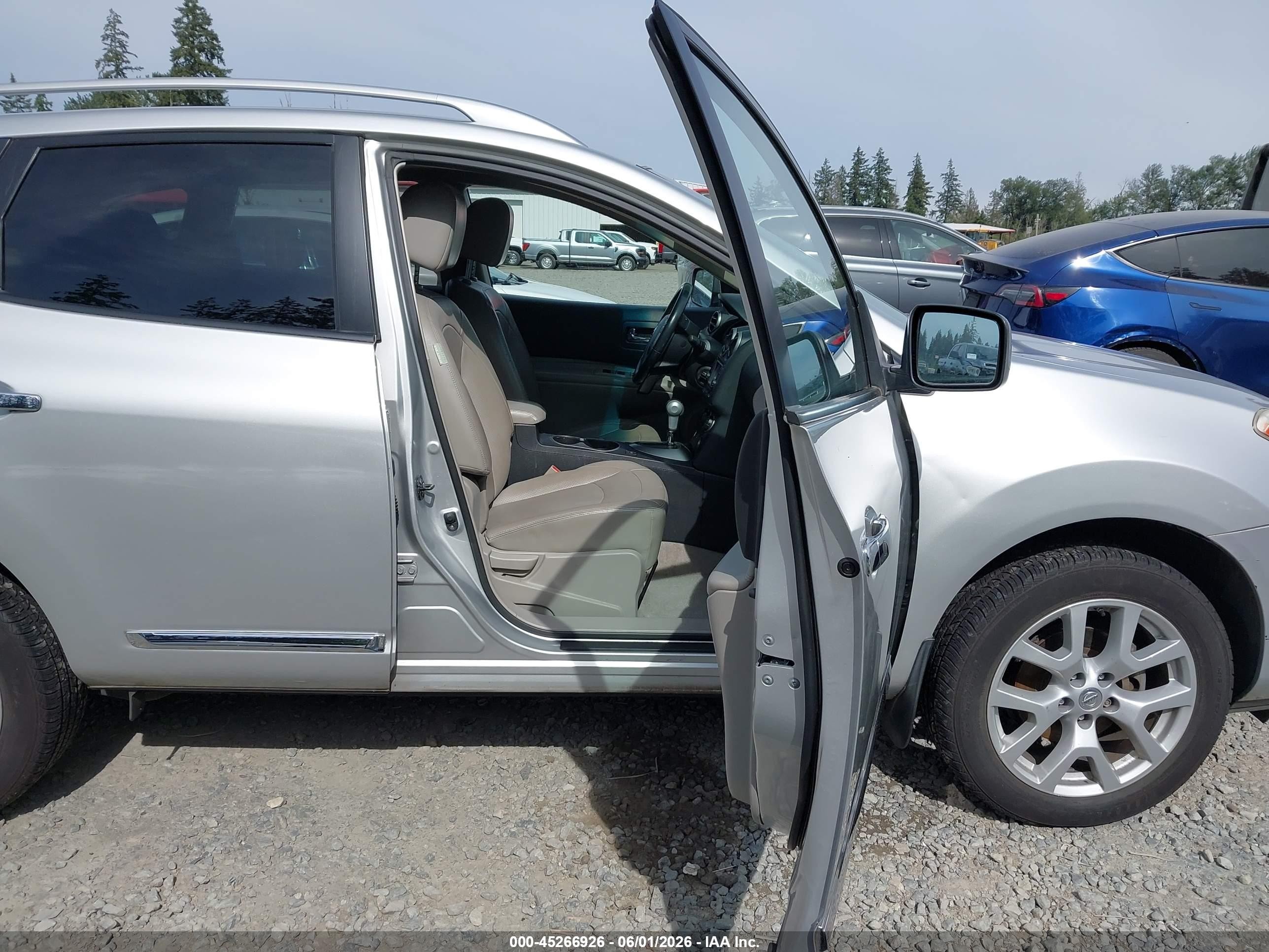 2011 Nissan Rogue Sv Silver vin: JN8AS5MV1BW690296