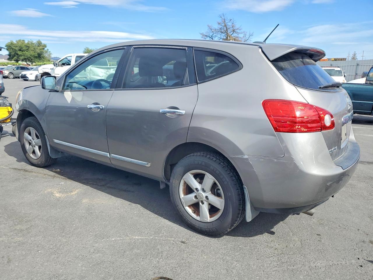 2012 Nissan Rogue S Silver vin: JN8AS5MV1CW350308
