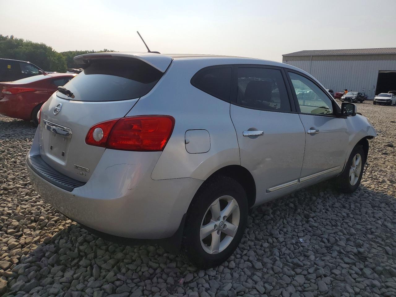 2013 Nissan Rogue S Silver vin: JN8AS5MV1DW103226