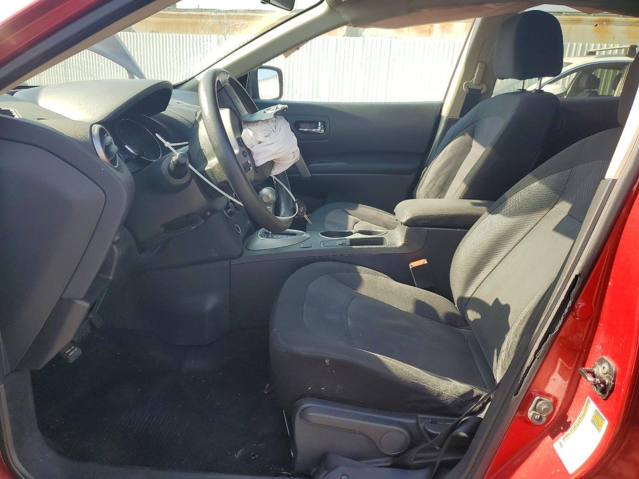 2013 Nissan Rogue S Red vin: JN8AS5MV1DW133942