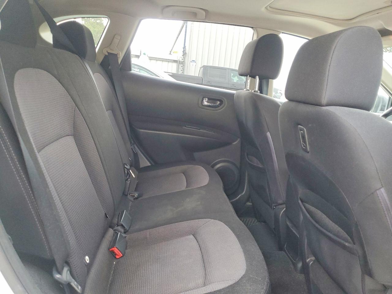 2013 Nissan Rogue S White vin: JN8AS5MV1DW135531