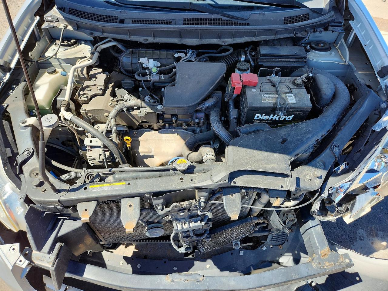 2013 Nissan Rogue S Серебряный vin: JN8AS5MV1DW138607