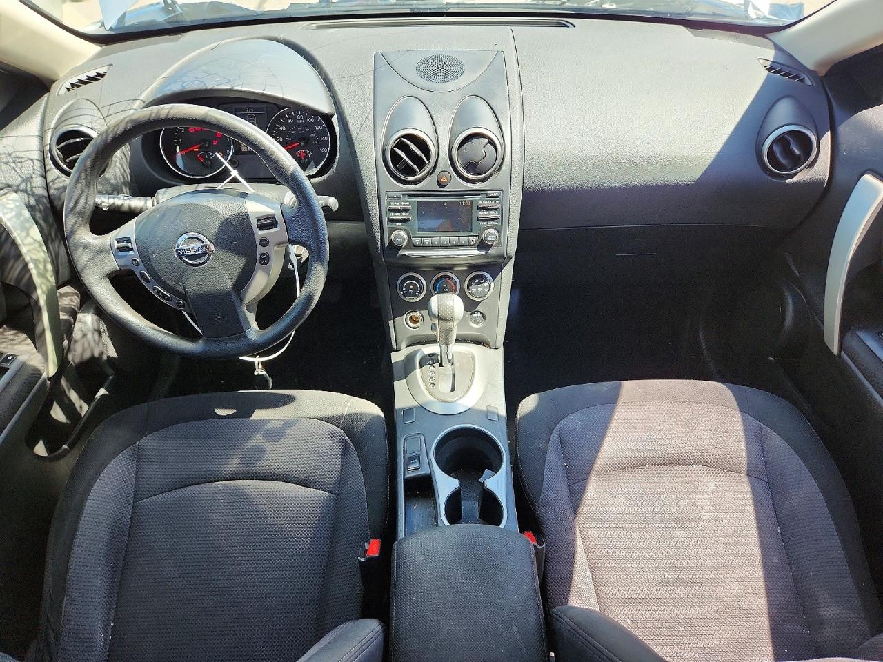 2013 Nissan Rogue S Серебряный vin: JN8AS5MV1DW138607