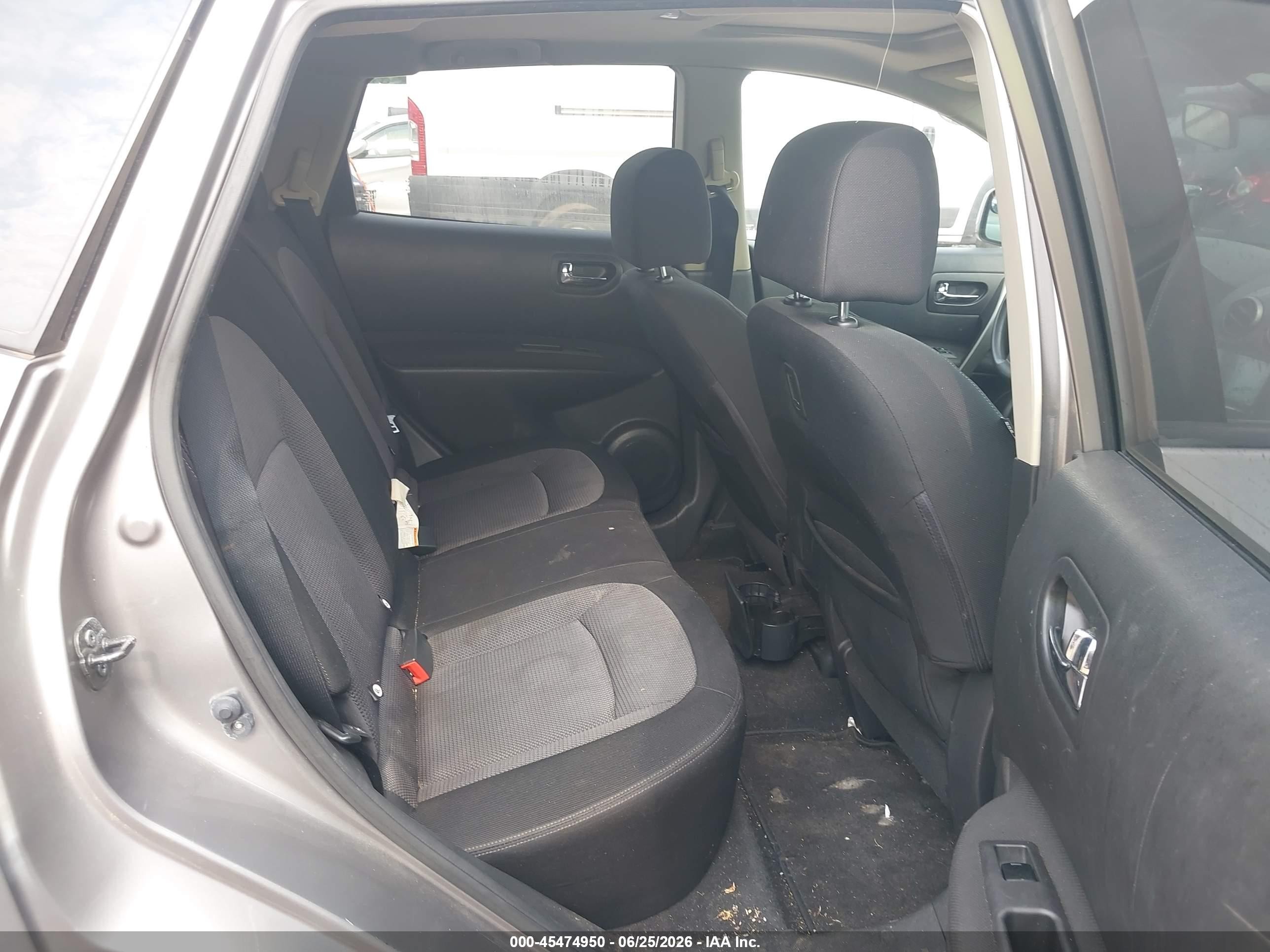 2013 Nissan Rogue Sv Beige vin: JN8AS5MV1DW144620