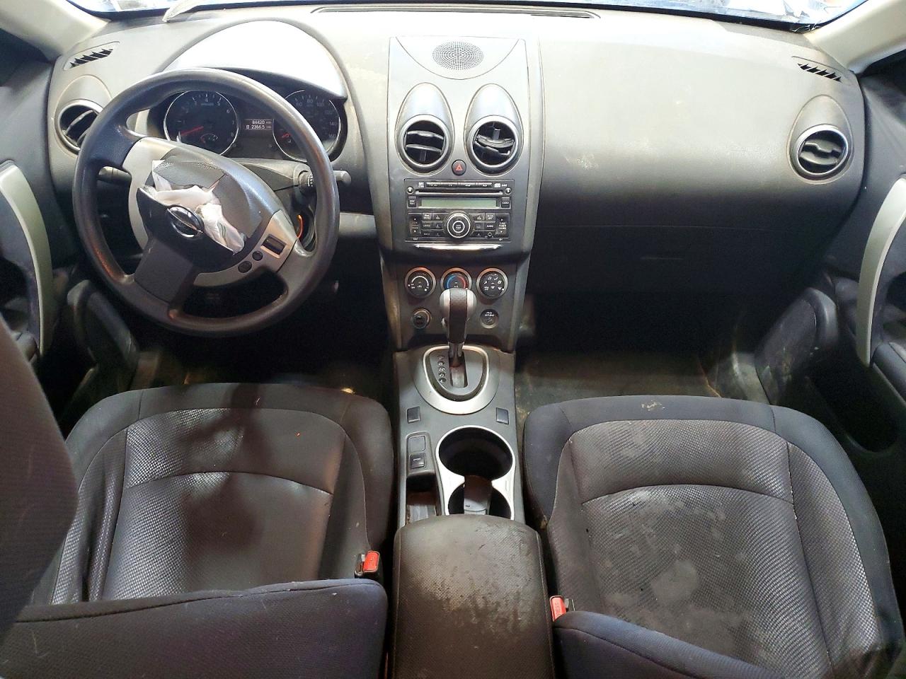 2013 Nissan Rogue S Серебряный vin: JN8AS5MV1DW600308