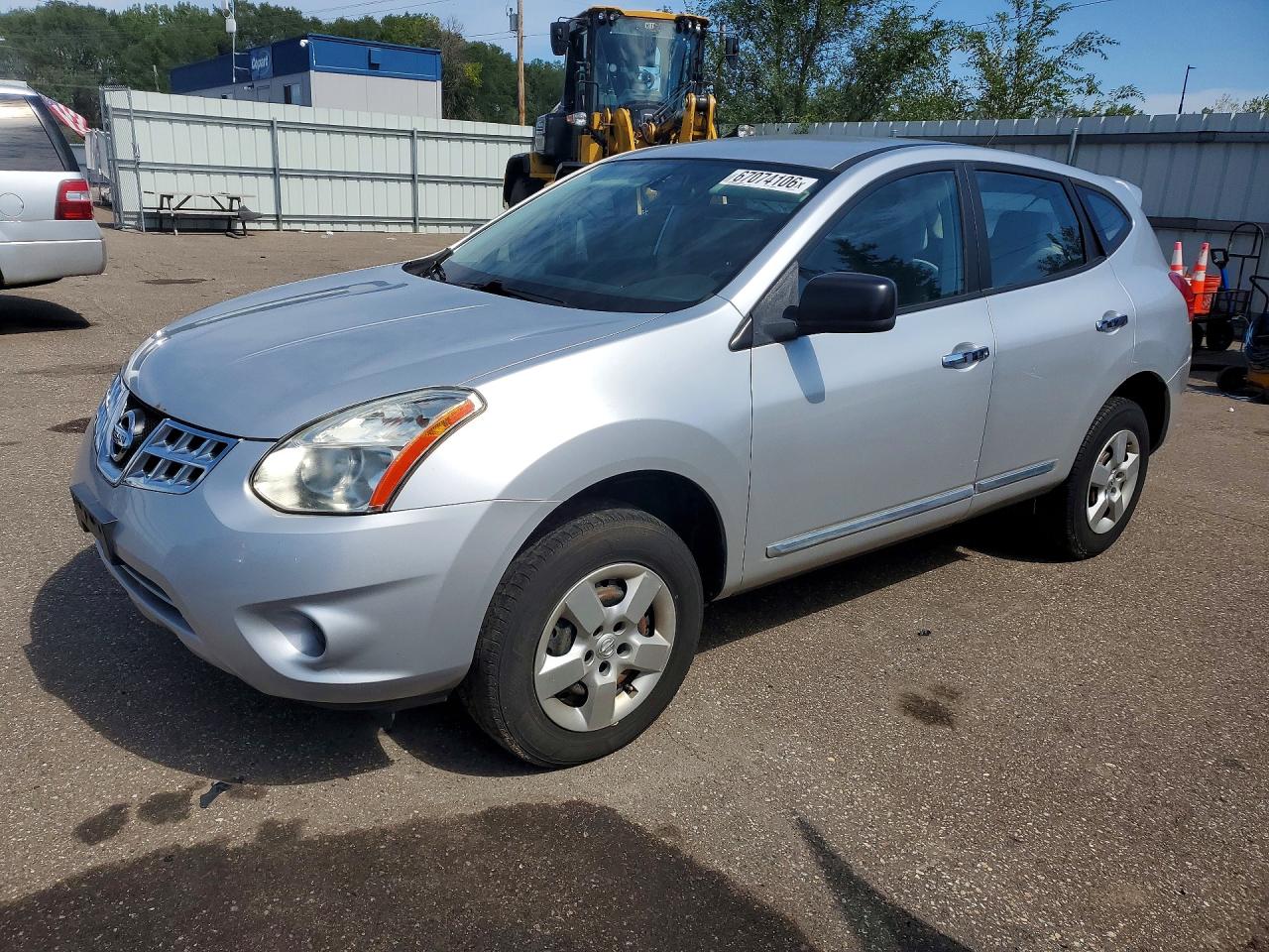 2013 Nissan Rogue S Серебряный vin: JN8AS5MV1DW612975