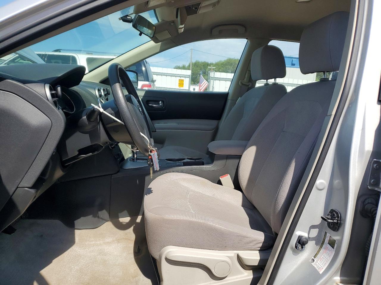 2013 Nissan Rogue S Серебряный vin: JN8AS5MV1DW612975