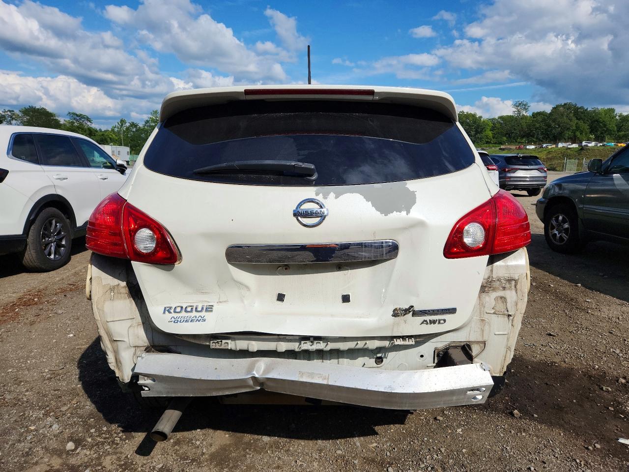 2013 Nissan Rogue S White vin: JN8AS5MV1DW619330