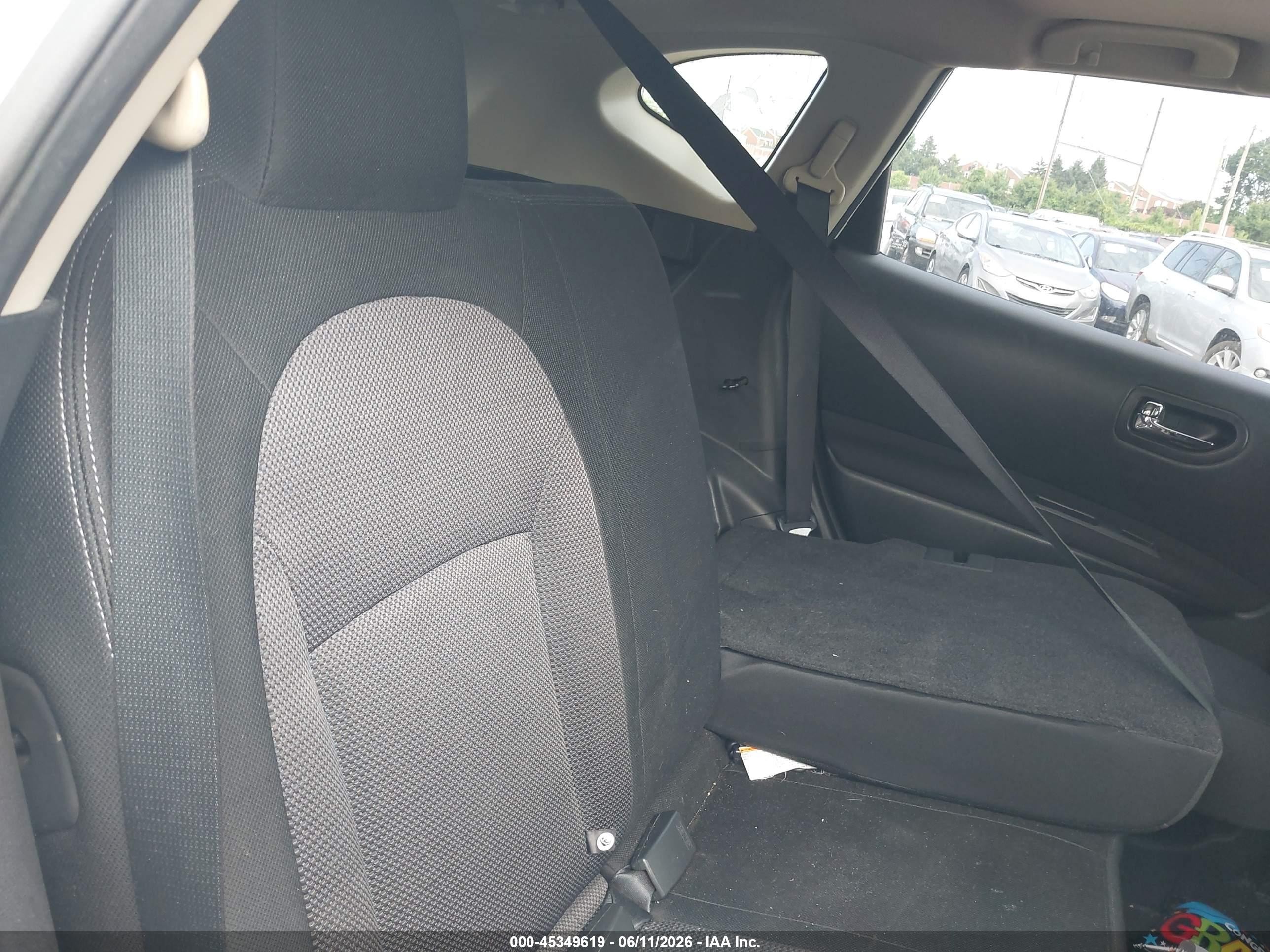 2013 Nissan Rogue Sv Silver vin: JN8AS5MV1DW620056
