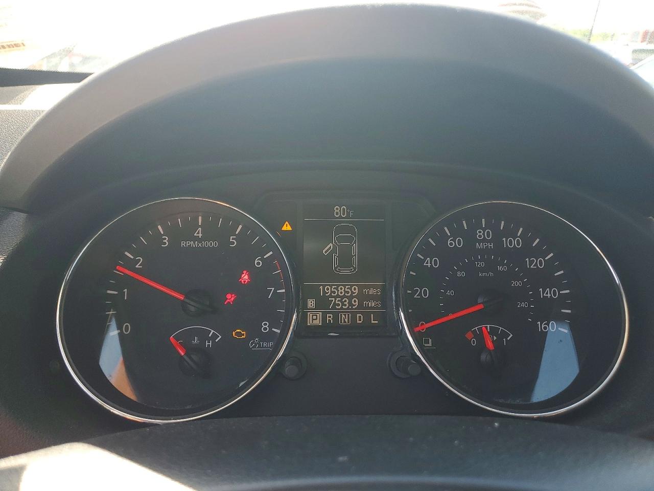 2013 Nissan Rogue S Серебряный vin: JN8AS5MV1DW624172