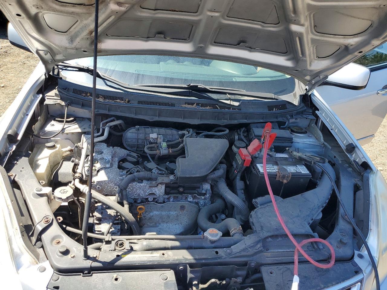 2013 Nissan Rogue S Silver vin: JN8AS5MV1DW626097