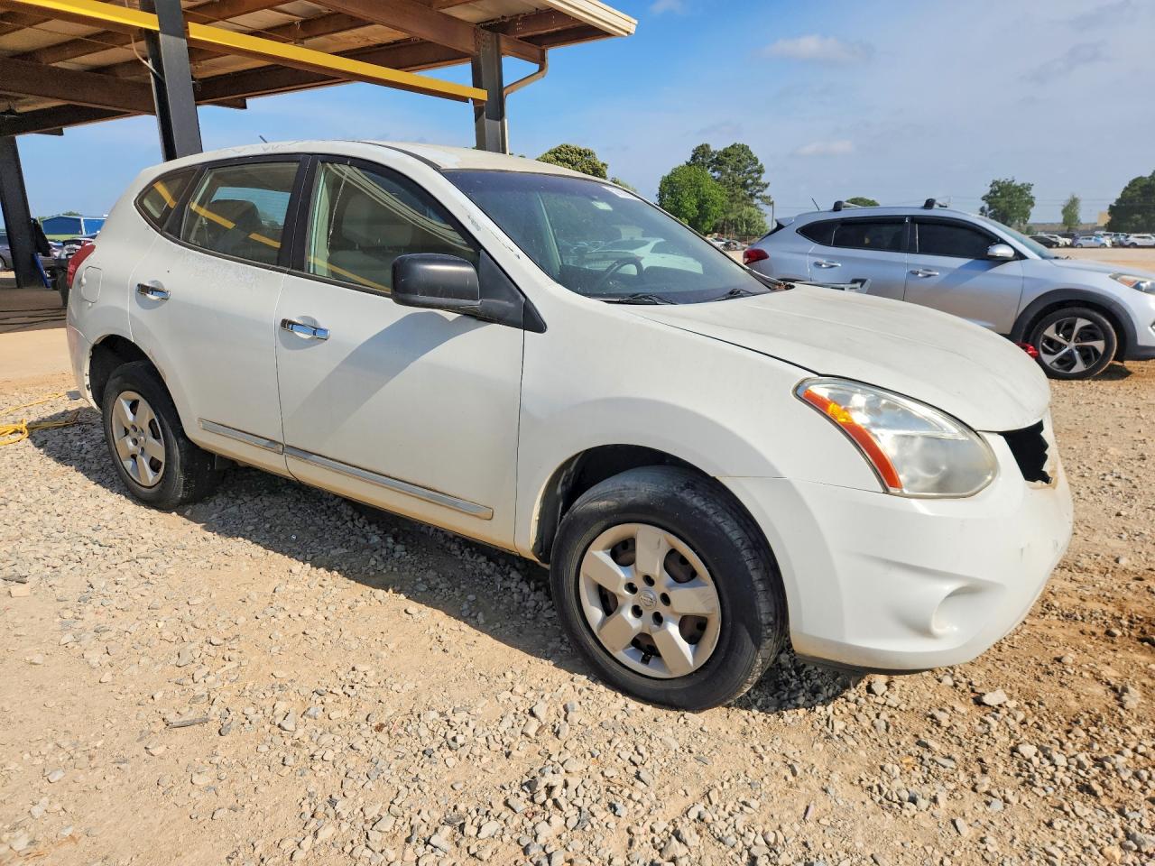 2013 Nissan Rogue S 4d Suv Awd White vin: JN8AS5MV1DW638511