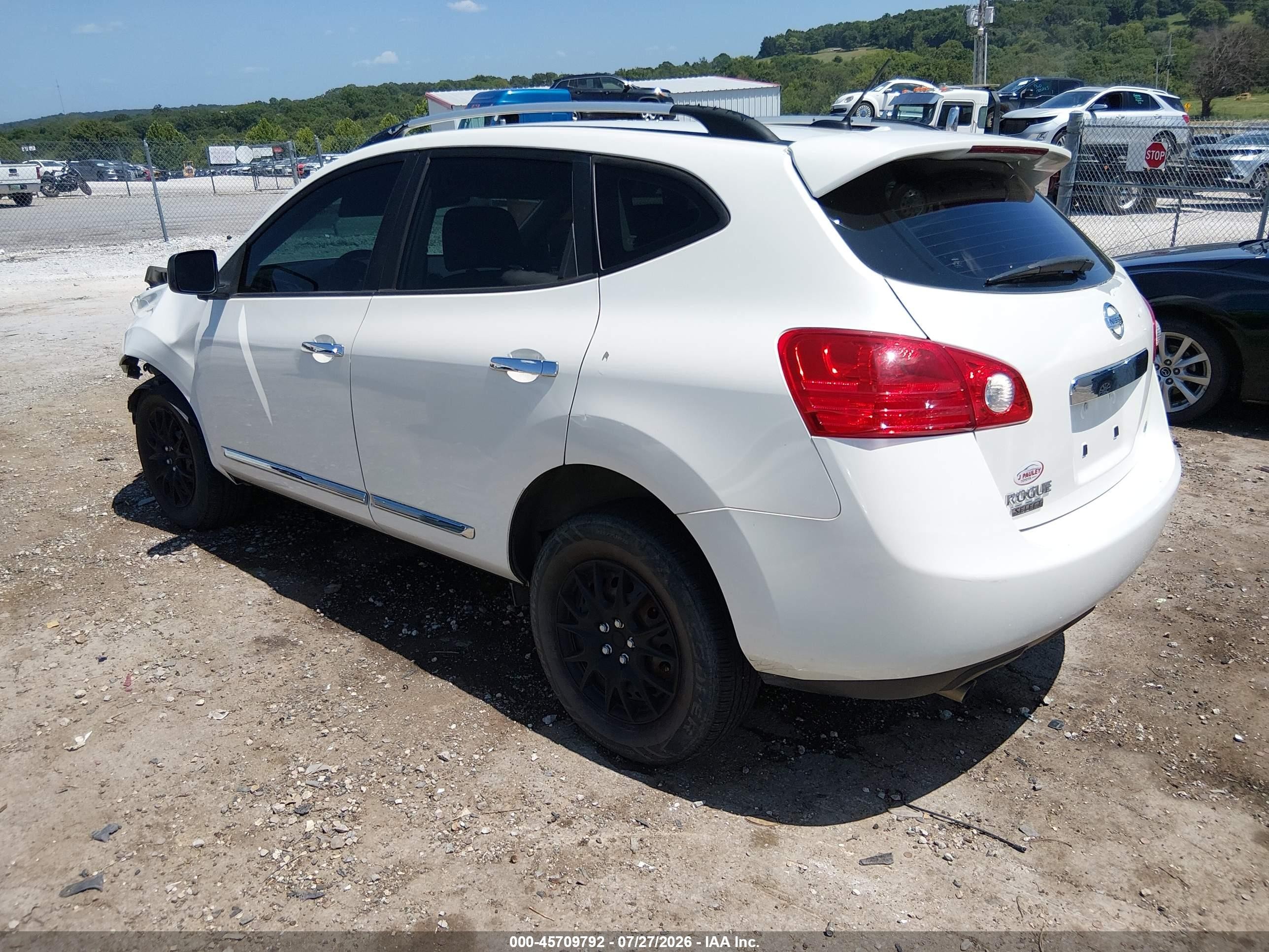 2014 Nissan Rogue Select S White vin: JN8AS5MV1EW706016