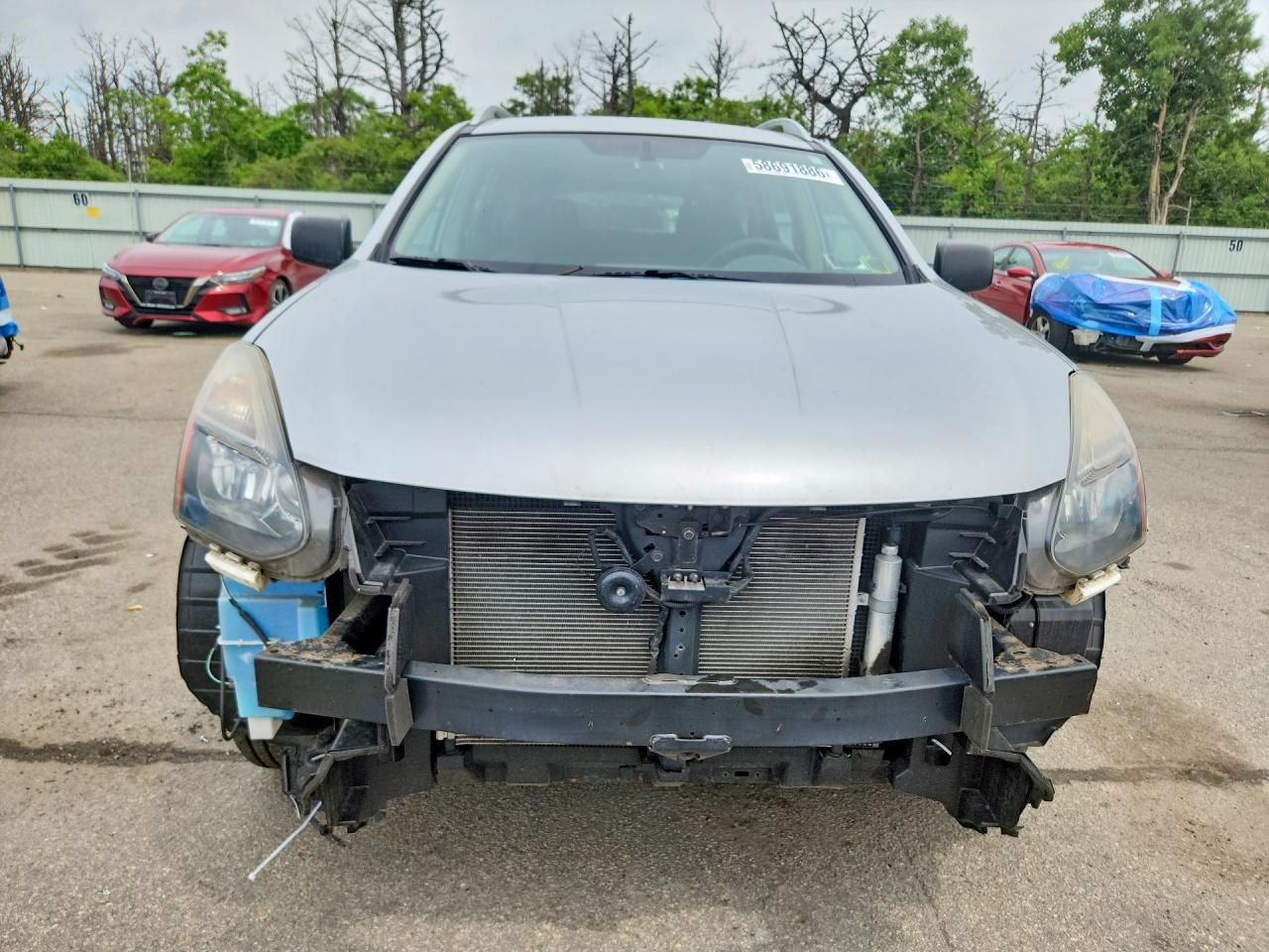 2014 Nissan Rogue Select S Silver vin: JN8AS5MV1EW715475