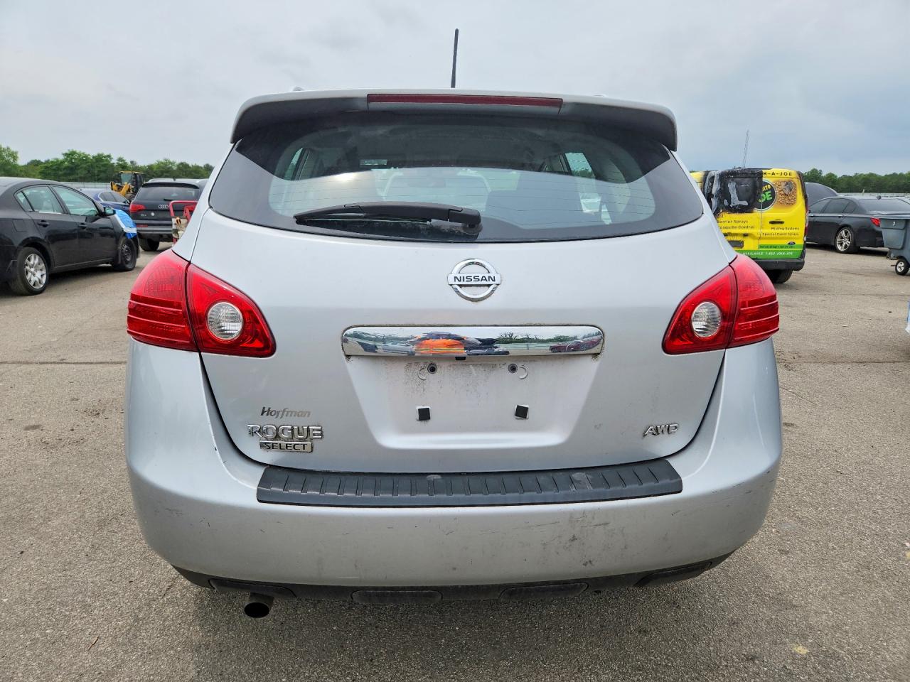 2014 Nissan Rogue Select S Silver vin: JN8AS5MV1EW715475
