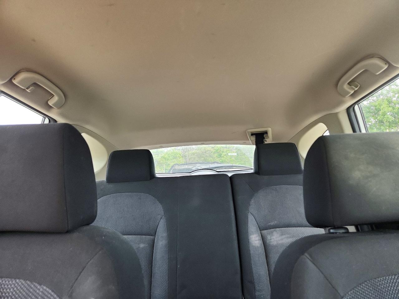 2014 Nissan Rogue Select S Silver vin: JN8AS5MV1EW715475