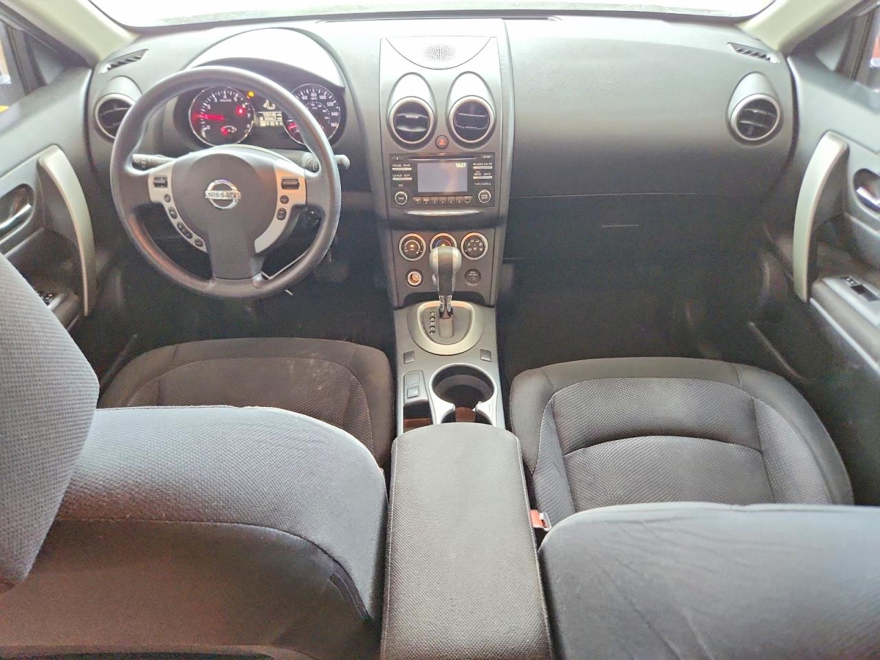 2015 Nissan Rogue Select S Silver vin: JN8AS5MV1FW753743