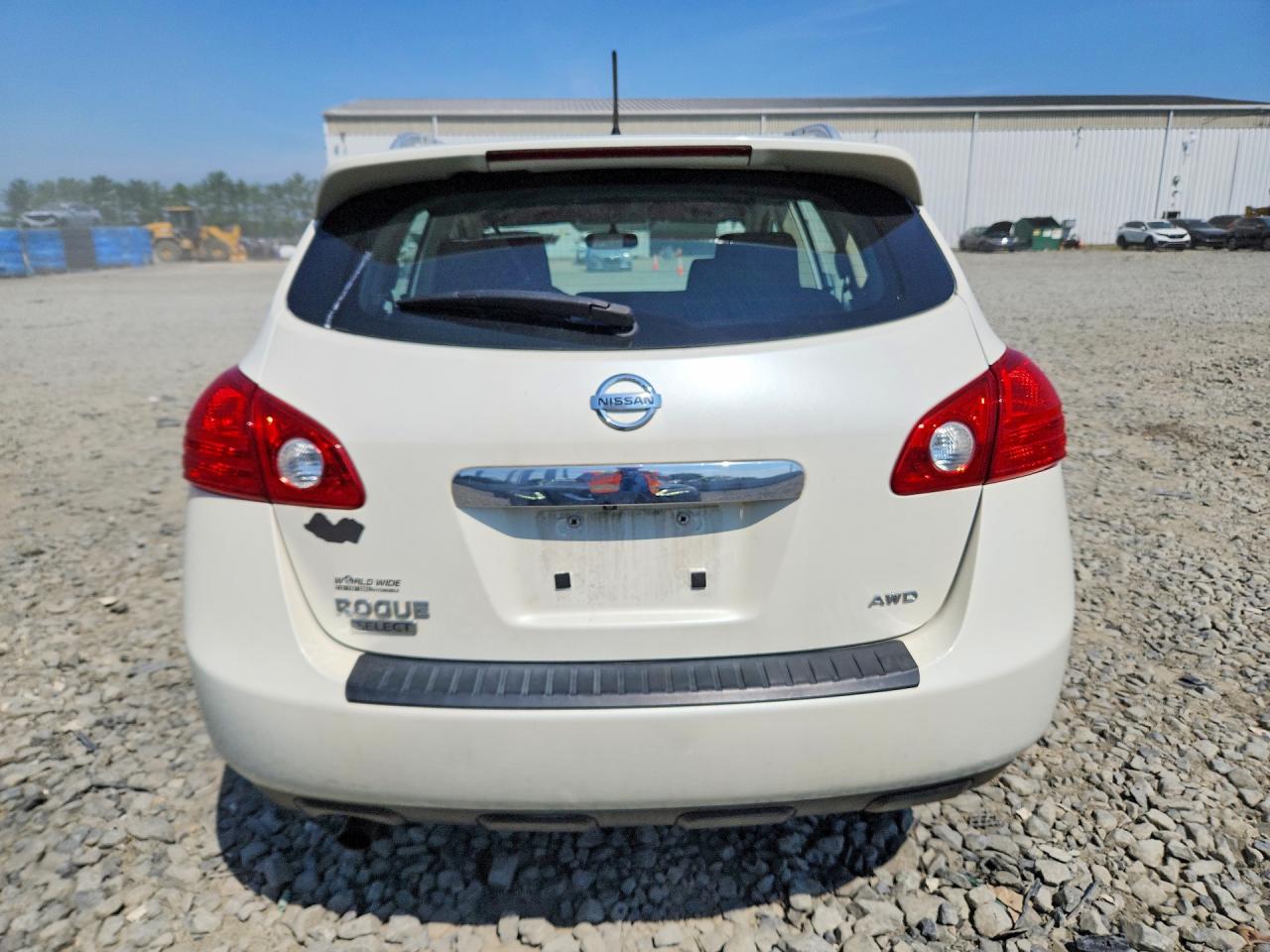 2015 Nissan Rogue Select S White vin: JN8AS5MV1FW753824