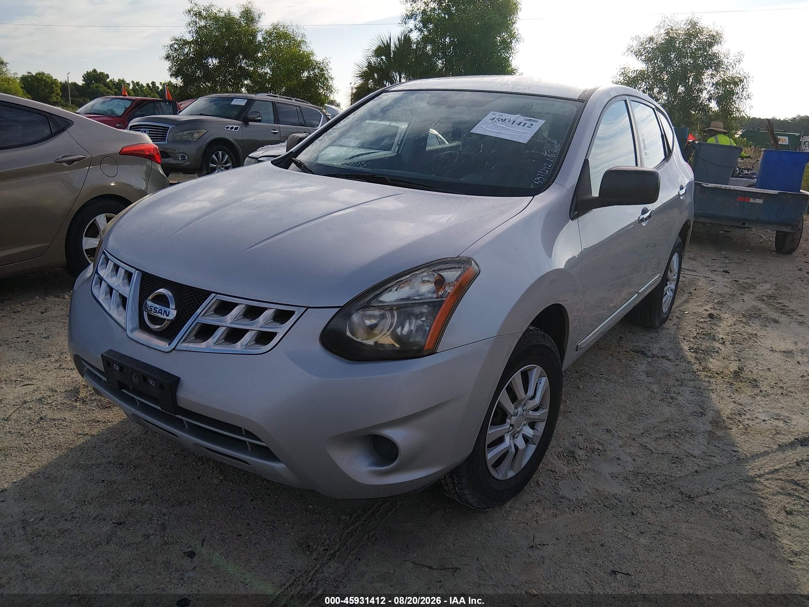 2015 Nissan Rogue Select S Silver vin: JN8AS5MV1FW758876