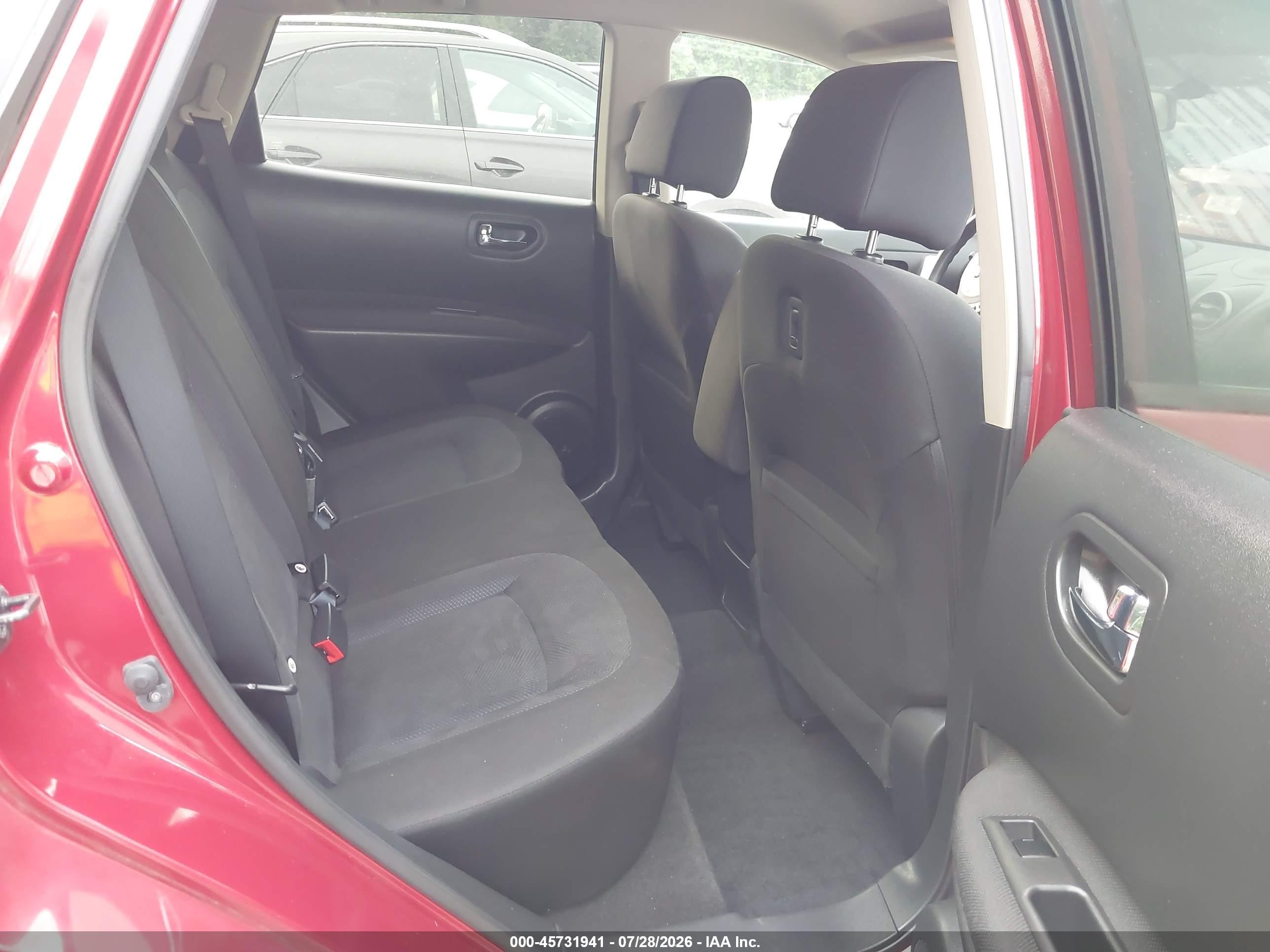 2015 Nissan Rogue Select S Красный vin: JN8AS5MV1FW761843