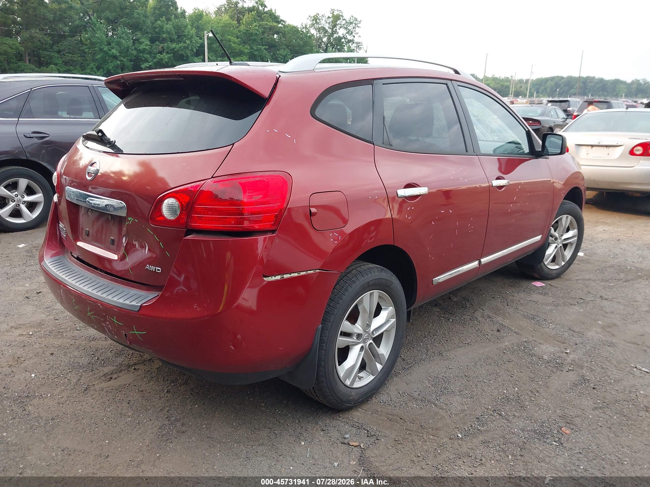2015 Nissan Rogue Select S Красный vin: JN8AS5MV1FW761843
