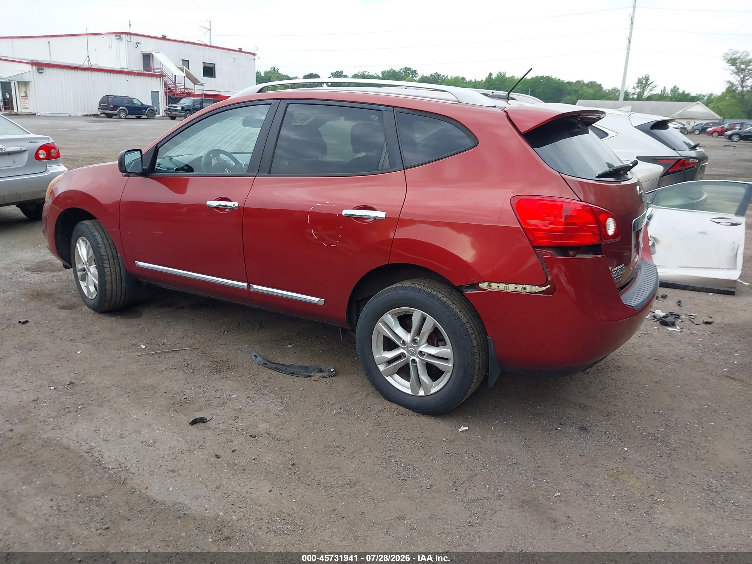 2015 Nissan Rogue Select S Красный vin: JN8AS5MV1FW761843
