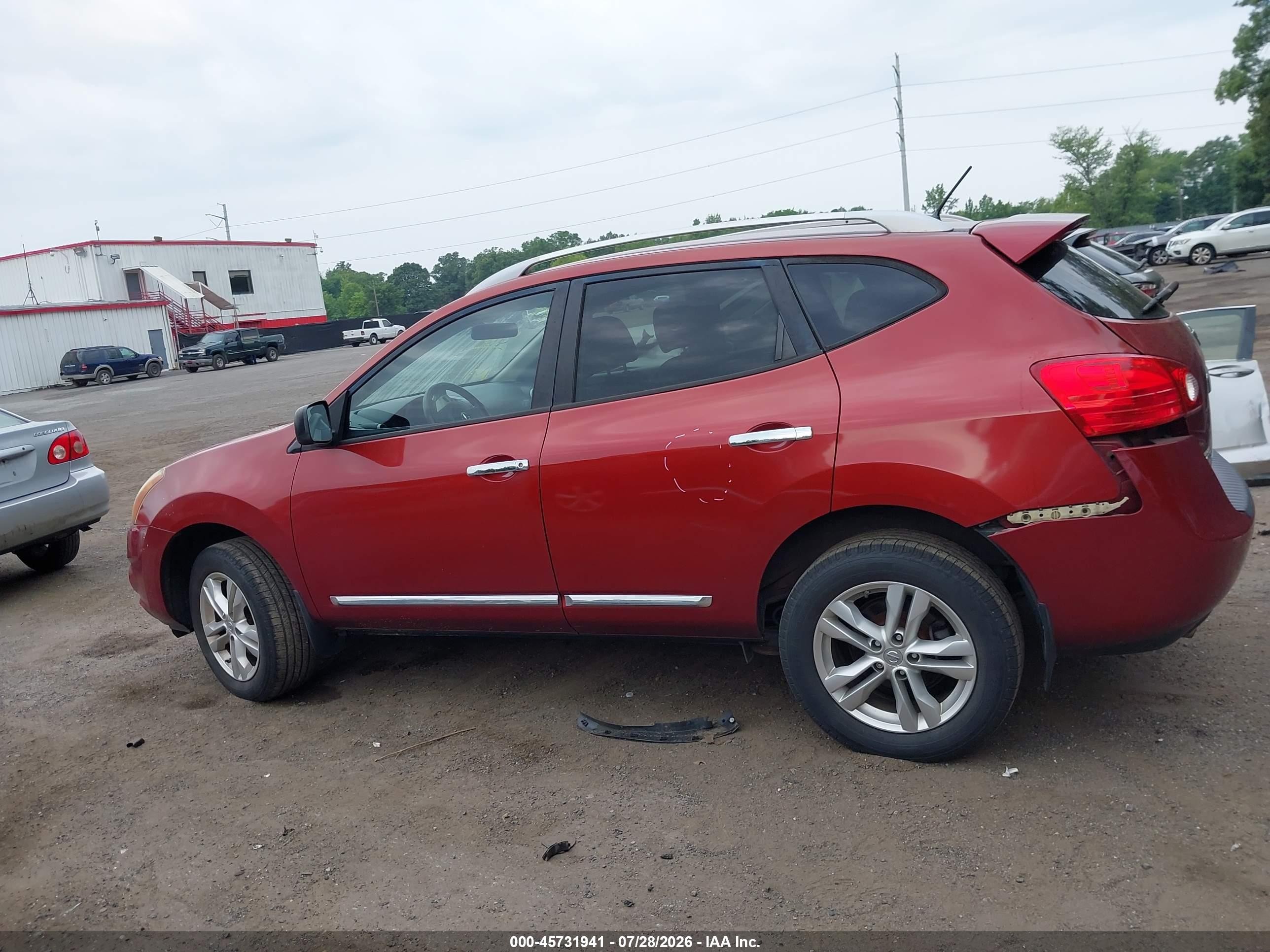 2015 Nissan Rogue Select S Красный vin: JN8AS5MV1FW761843