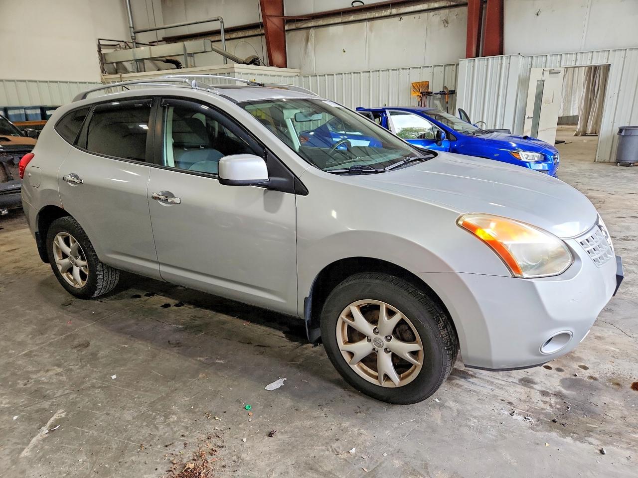 2010 Nissan Rogue S Silver vin: JN8AS5MV2AW129572