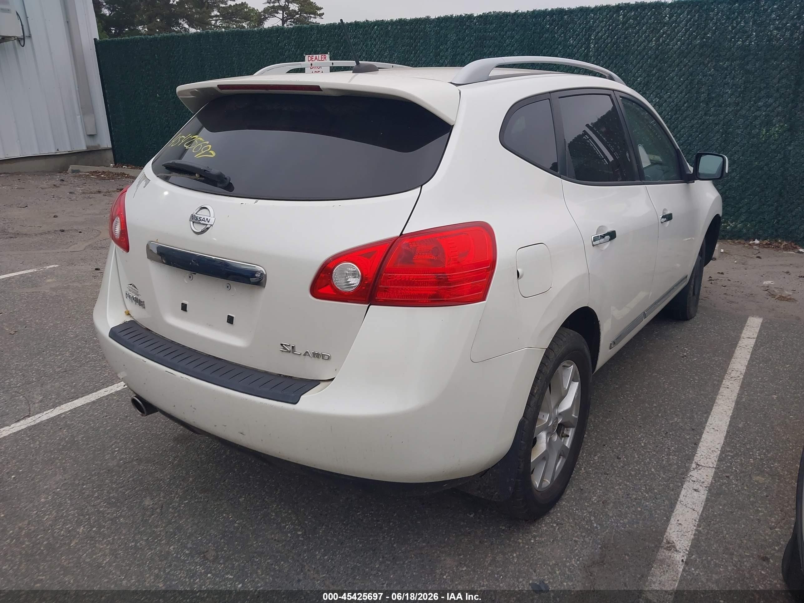 2011 Nissan Rogue Sv Белый vin: JN8AS5MV2BW255495