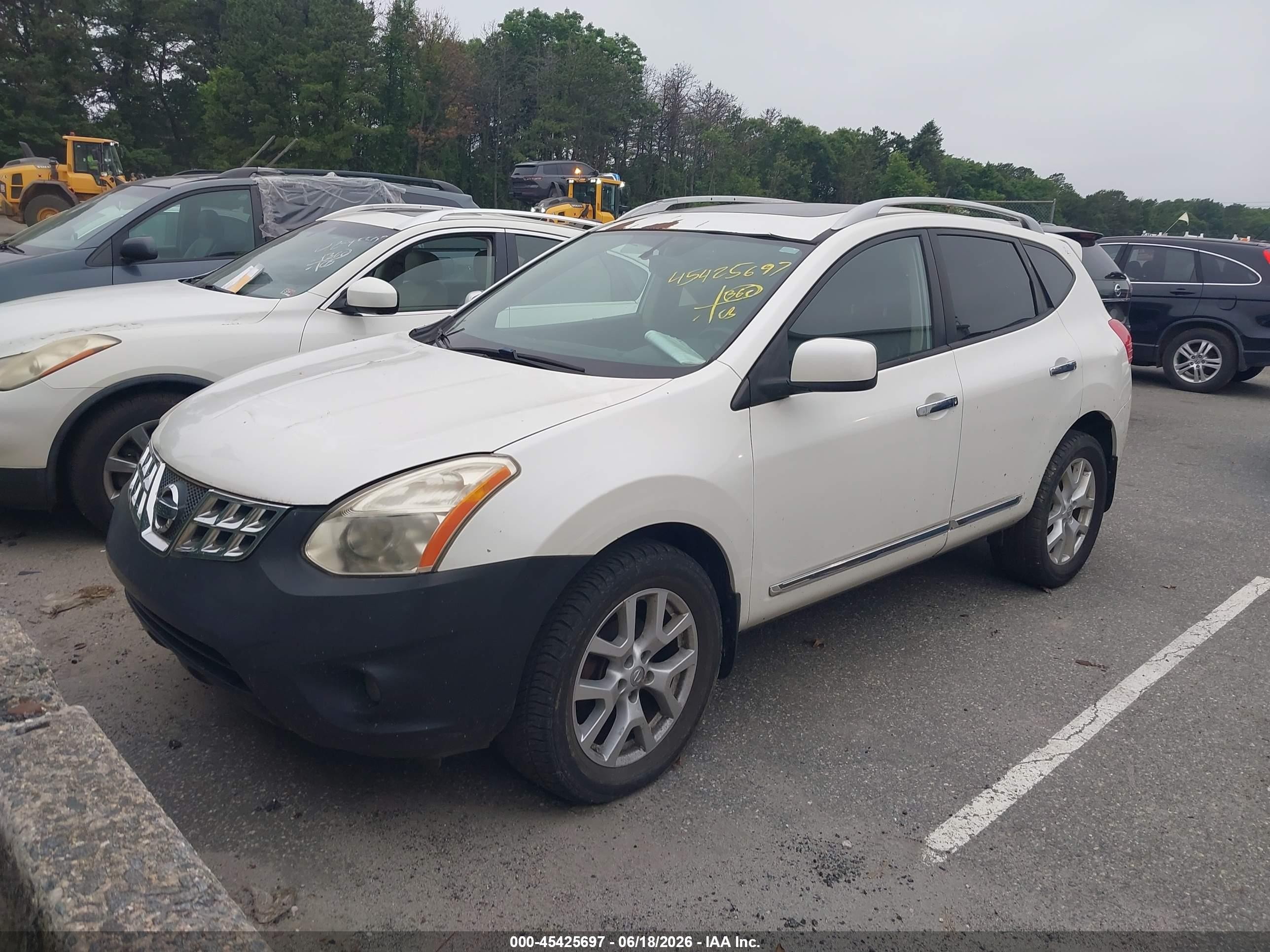 2011 Nissan Rogue Sv Белый vin: JN8AS5MV2BW255495