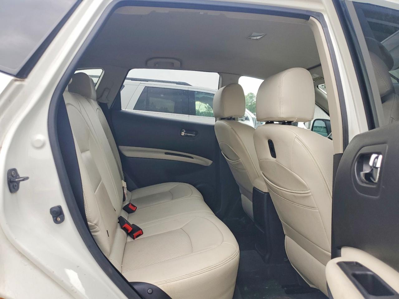2011 Nissan Rogue S/sv/krom Белый vin: JN8AS5MV2BW259238