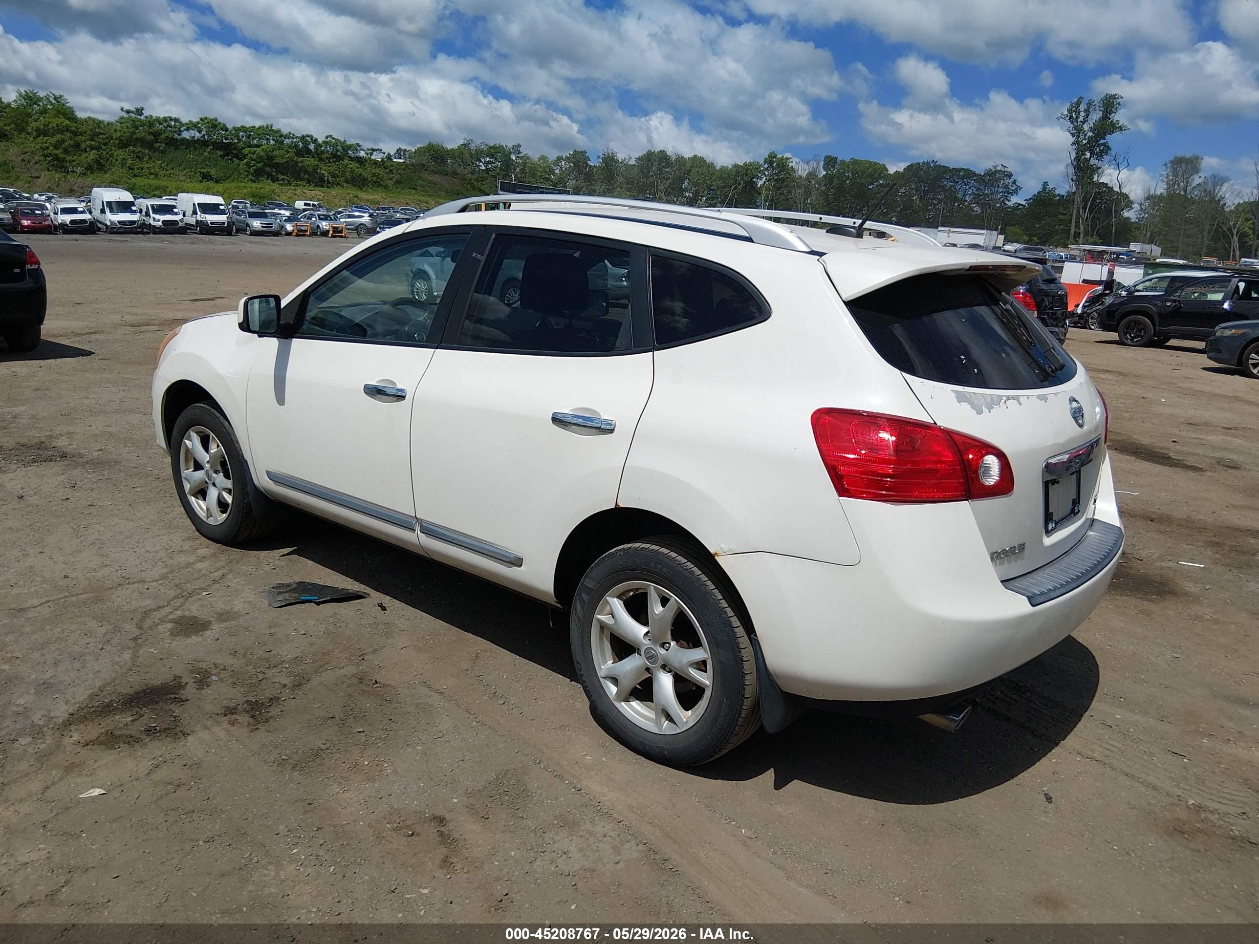 2011 Nissan Rogue Sv White vin: JN8AS5MV2BW268540