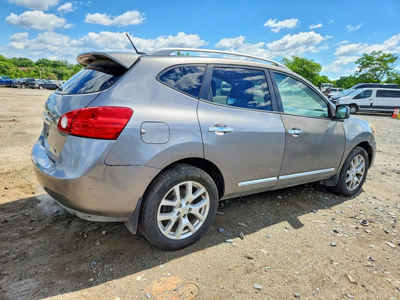 2011 Nissan Rogue S Серый vin: JN8AS5MV2BW270336