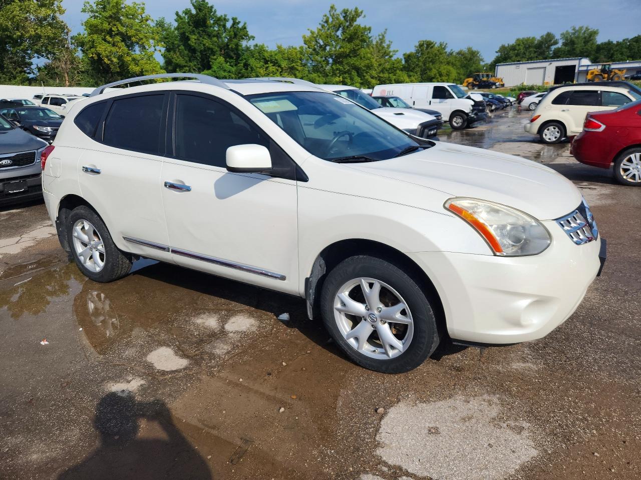2011 Nissan Rogue S Белый vin: JN8AS5MV2BW276251